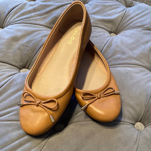 Aldo Shoes - Aldo flats with bow on toe:). Looks super cute with jeans!!